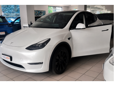 Tesla Model Y Dual Motor Long Range Tesla Model Y Dual Motor Long Range